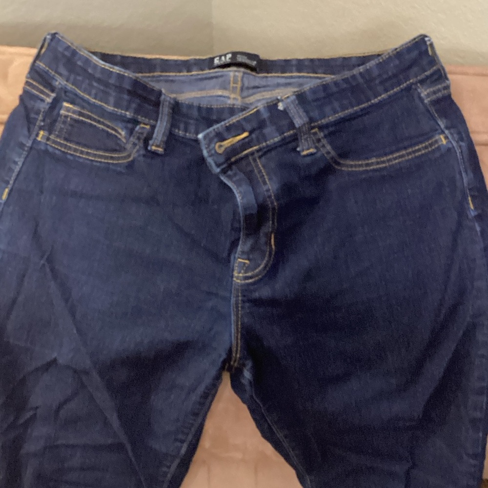 GAP Women's Classic Blue Jeggings